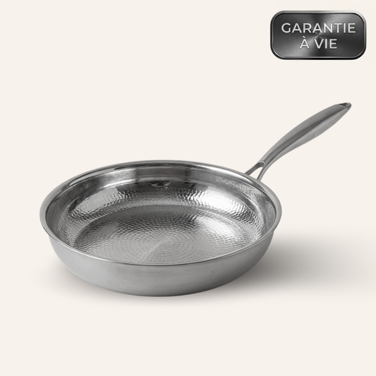 Poêle Martelée en Titane + Spatule